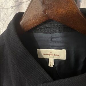 Ermenegildo Zegna Navy collarless Jacket size XL.